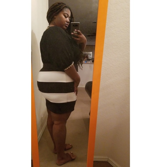 *Black & White Sheer Dress w/Stripes & Pearls* - Picture 6 of 8